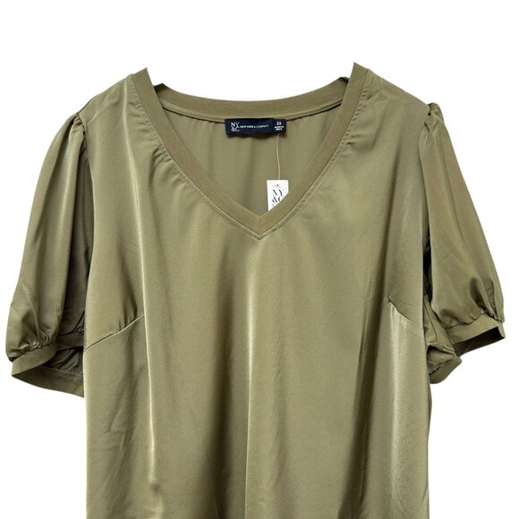 New York & Company Womens Top Plus Size 3X Puff Sleeve V-Neck Satin Blouse Green - Picture 6 of 11
